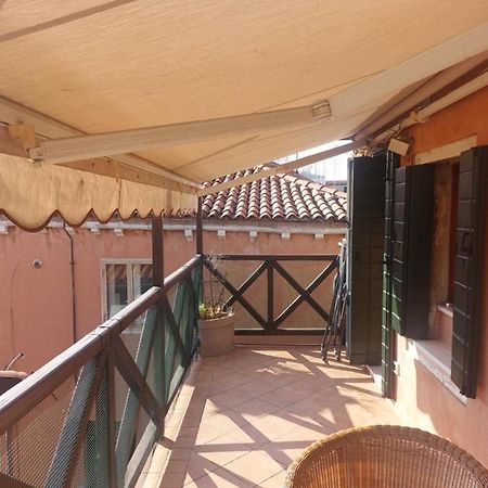 Apartamento Bellissima Terrazza Venecia Exterior foto